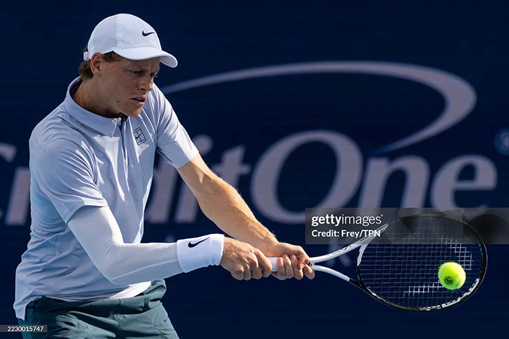 Sinner giành chiến thắng ấn tượng