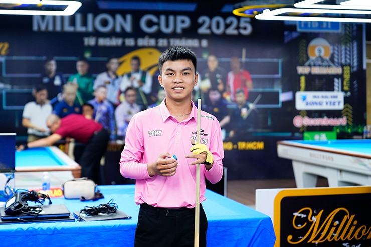 Màn trình diễn của Thành Khánh nhận được rất nhiều lời khen từ các cơ thủ khác