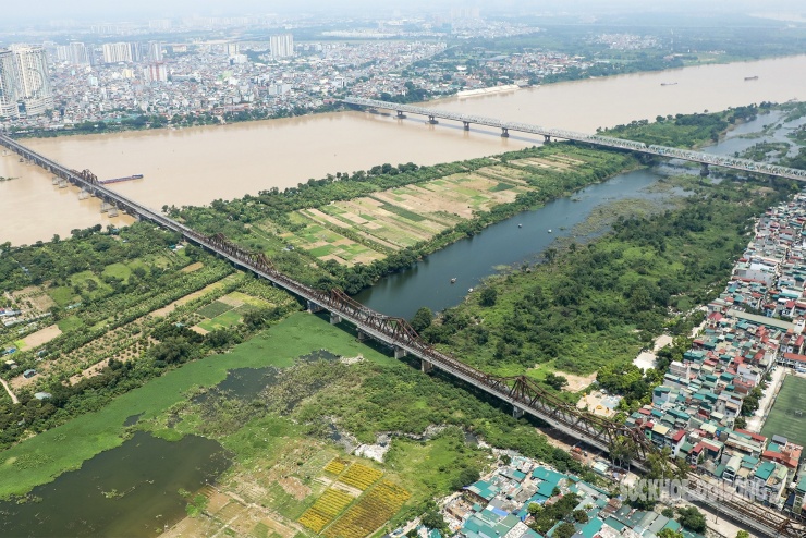 Trung tâm Hà Nội nhìn từ trực thăng quân sự - 5
