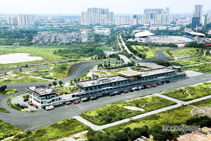 Trung tâm Hà Nội nhìn từ trực thăng quân sự - 12