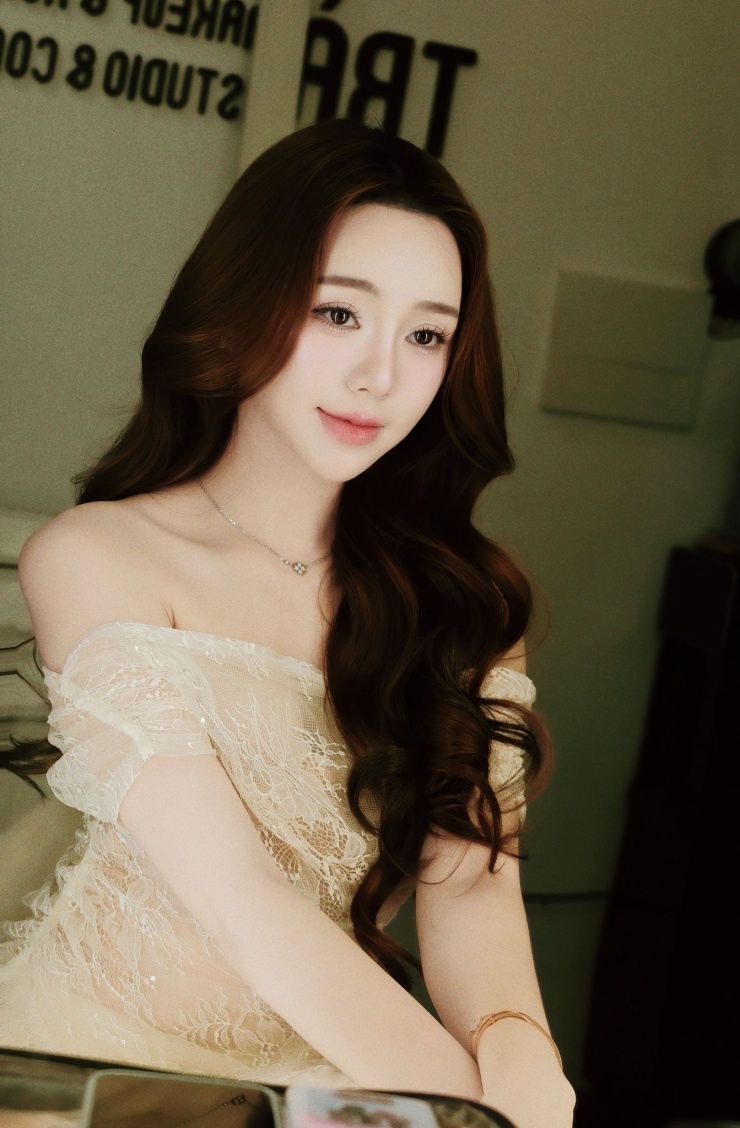 Đây là lần thứ 3 Quỳnh Kool vào vai phụ nữ có gia đình sau 
