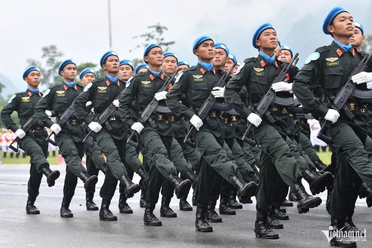 Khối nam sĩ quan Cảnh sát Gìn giữ hòa bình Liên Hợp Quốc