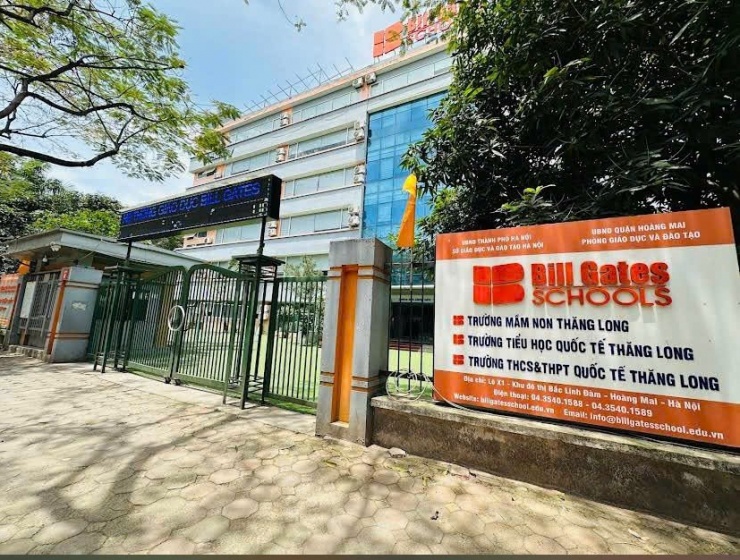 Trường tiểu học Quốc tế Thăng Long (Hệ thống Bilgates Scholl) có địa chỉ tại Lô 1, Khu đô thị Bắc Linh Đàm (Hà Nội).