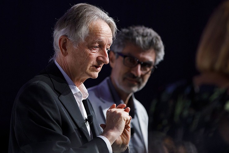Geoffrey Hinton được xem là cha đẻ của AI.