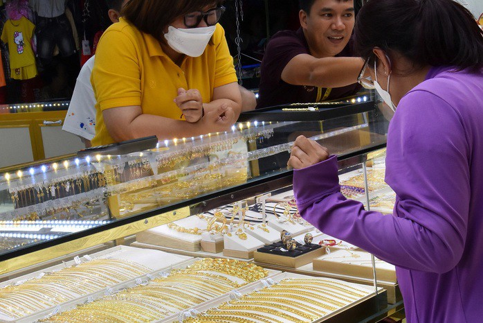 Giá vàng hôm nay chưa dừng đà giảm