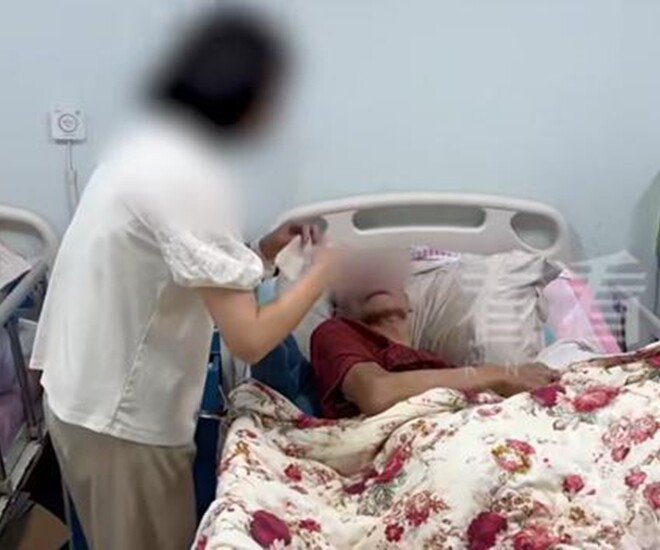 Ngay trong ngày cưới, ông Vương đã đột quỵ và phải nhập viện.