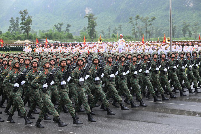 Khối sĩ quan tác chiến điện tử