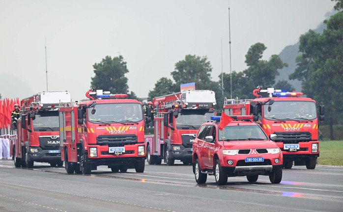 Khối xe phòng cháy chữa cháy của lực lượng CAND