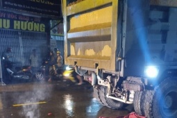 Nam sinh viên tử vong, bị xe ben kéo lê hơn một km