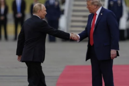 Thế giới - Giải mã cái bắt tay của Tổng thống Donald Trump và Tổng thống Putin