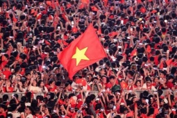 'Concert quốc gia' - giới trẻ yêu nhạc cách mạng