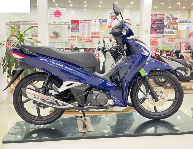 Giá xe số Honda Future FI 125cc nửa cuối tháng 8/2025, chênh 3 triệu đồng - 6