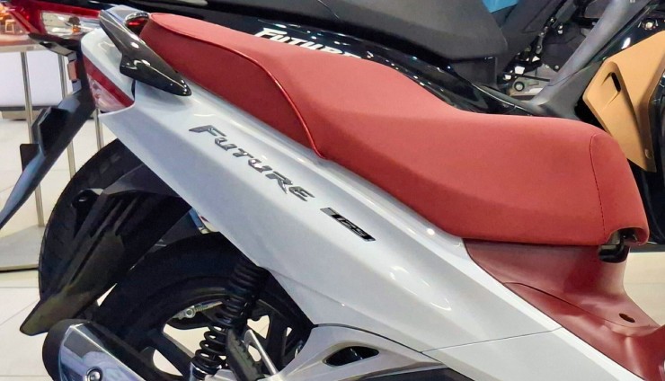 Giá xe số Honda Future FI 125cc nửa cuối tháng 8/2025, chênh 3 triệu đồng - 4