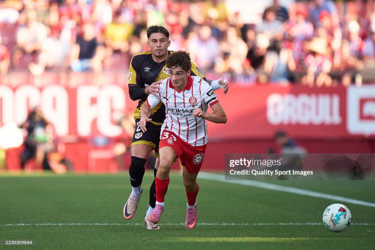 Girona thảm bại trên sân nhà