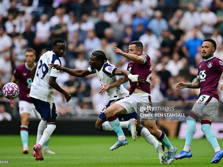 Video bóng đá Tottenham - Burnley: Tuyệt đỉnh Richarlison, siêu phẩm tung móc (Ngoại hạng Anh)