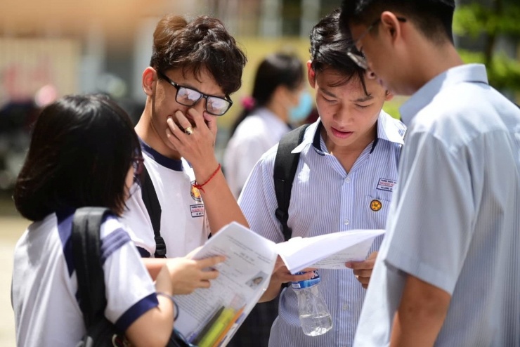 Trường cảnh báo nhiều chiêu lừa đảo tân sinh viên. Ảnh: Nguyễn Huế
