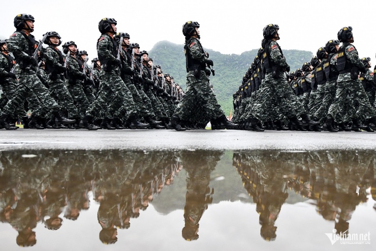 Hơn 16.000 chiến sĩ hợp luyện diễu binh trong mưa - 20
