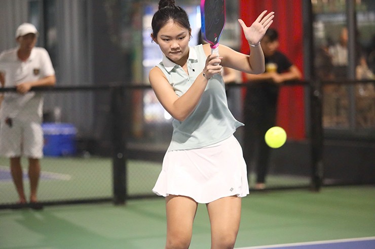 Không chỉ quy tụ hơn 100 tay vợt với rất nhiều người nổi tiếng và hot girl, giải còn có số tiền thưởng hấp dẫn khi nhà vô địch nhận được 50 triệu đồng, á quân nhận 30 triệu đồng và đồng hạng Ba nhận 15 triệu đồng.