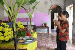 Tin tức trong ngày - Người mẹ kể lại chuyện ‘chuộc’ 50 triệu đồng để đưa thi thể con dâu về nhà