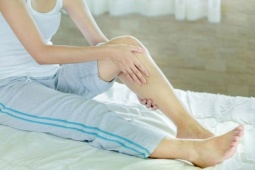 Cảnh báo 7 dấu hiệu sớm của bệnh thận xuất hiện ở tay, chân