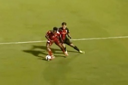 Bóng đá - Video bóng đá Hà Tĩnh - Ninh Bình: Tưng bừng 4 bàn, ngược dòng mãn nhãn (V-League)