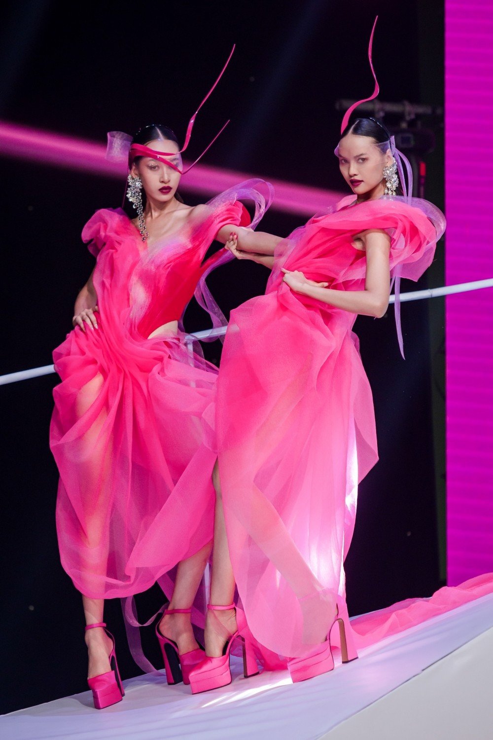 Vietnam’s Next Top Model 2025 tập 3: Thí sinh "ăn gian" để có cơ hội đi tiếp? - 4