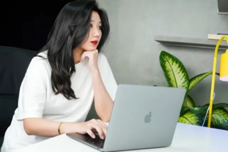 Giá MacBook tháng 8: Giảm tối đa 5 triệu đồng, nhiều ưu đãi cho sinh...