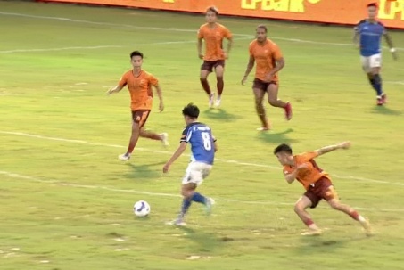 Video bóng đá HAGL - Becamex TP HCM: Sai lầm đáng trách, "người nhện" xuất sắc (Vòng 1 V-League)