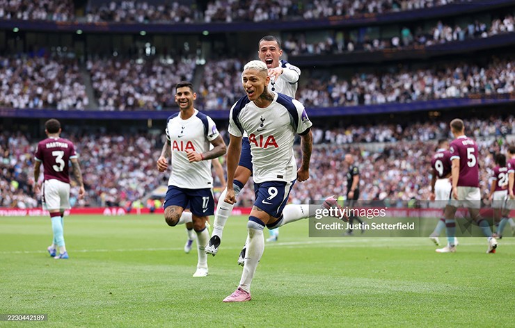 Richarlison cho thấy hình ảnh của một thủ lĩnh thực thụ.