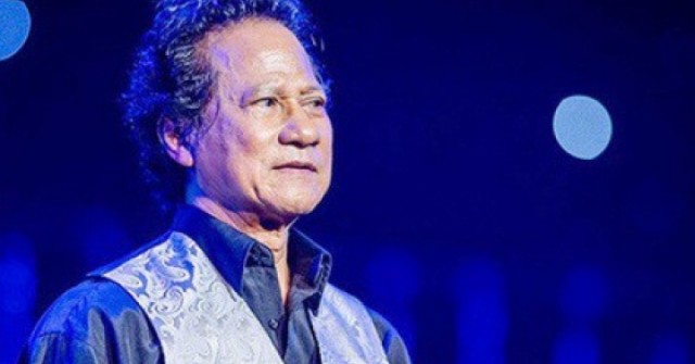 Nam danh ca ở tuổi 83 mắc bệnh lạ, bác sĩ không...