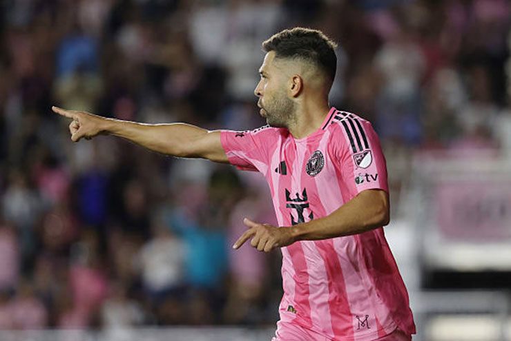 Jordi Alba cụ thể hóa thế trận trên cơ hoàn toàn của Miami với bàn thắng mở điểm