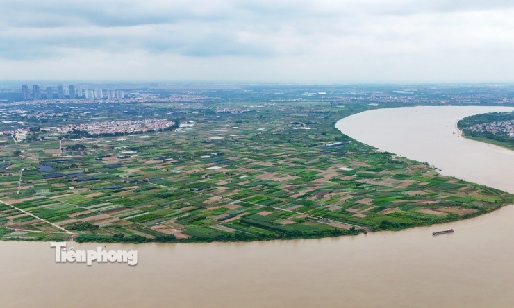 Điểm cuối Km7+500 kết nối với đường vành đai 3,5 (cách đê Tả Hồng khoảng 700m) thuộc xã Văn Giang, tỉnh Hưng Yên.