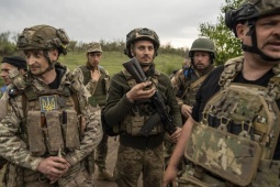 Thế giới - Ukraine tuyên bố đẩy lùi quân Nga khỏi Pokrovsk, giành lại nhiều ngôi làng ở Donetsk