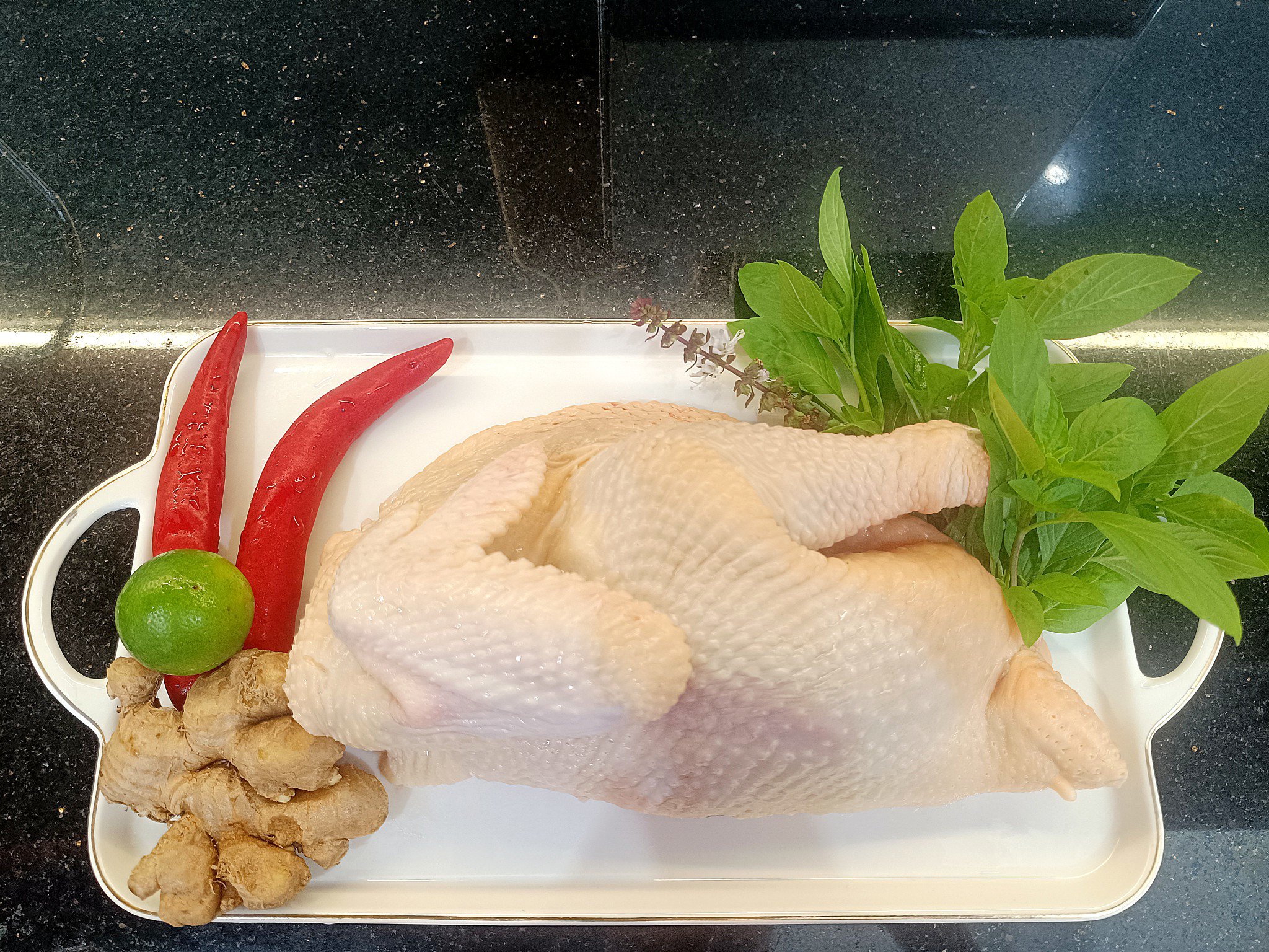 Thịt gà xào với loại rau này ngon bất ngờ, đĩa lớn đĩa bé đều hết sạch - 2