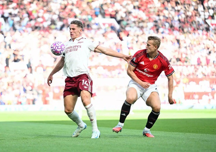 Gyokeres có trận ra mắt Premier League không như kỳ vọng