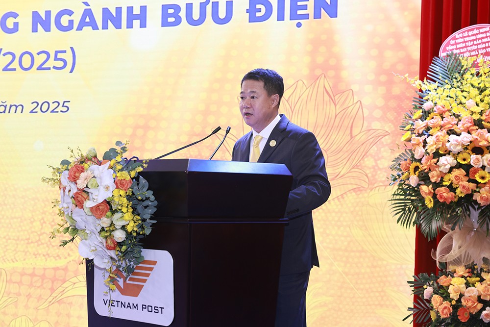 Ông Nguyễn Trường Giang, Chủ tịch HĐTV Tổng công ty Bưu điện Việt Nam phát biểu khai mạc hội nghị
