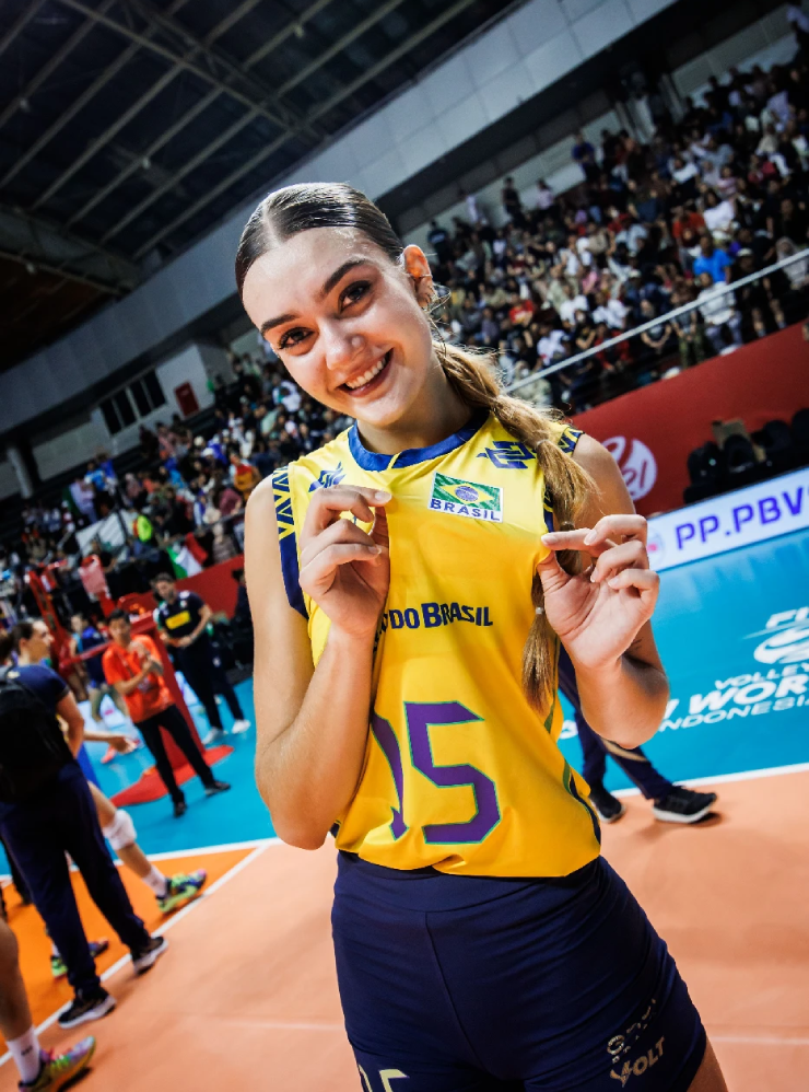 Thành công cùng tuyển U21, cô gái 20 tuổi hướng tới việc cống hiến cho đội tuyển quốc gia