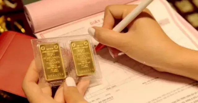 Giá vàng SJC xô đổ mọi kỷ lục