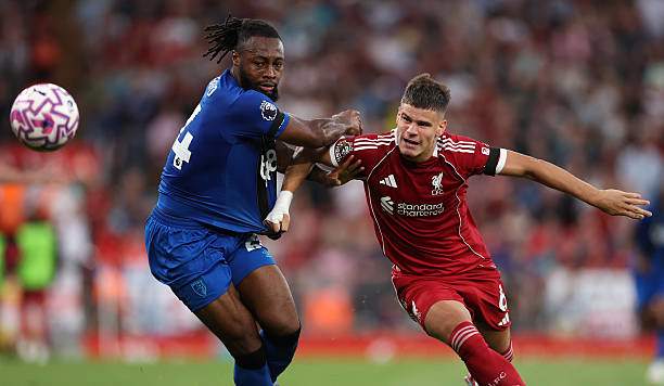 Semenyo suýt khiến Liverpool mất điểm ngày ra quân, chủ yếu do cách chơi có phần sai lầm của chính họ