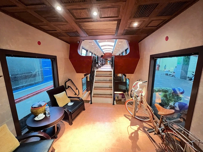 Tổng công ty Đường sắt Việt Nam ra mắt "Đoàn tàu 5 cửa ô". Ảnh: Hoàng Phong