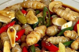 Thị trường - Tiêu dùng - Loại rau củ nhìn qua "sợ khiếp", không ngờ tốt như nhân sâm, đào bán là hốt bạc