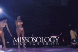 Thời trang - Thí sinh Hoa hậu Hòa bình nhào lộn khi diễn bikini