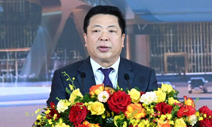 Bộ trưởng Xây dựng Trần Hồng Minh phát biểu tại điểm cầu Hà Nội. Ảnh: Giang Huy