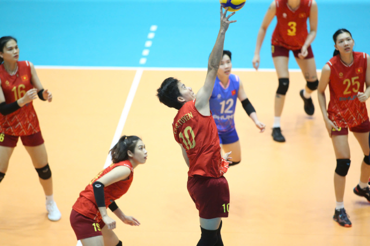 Fan mong muốn Bích Tuyền dũng cảm chứng minh để sau đó có thể đàng hoàng chơi cho đội tuyển Việt Nam