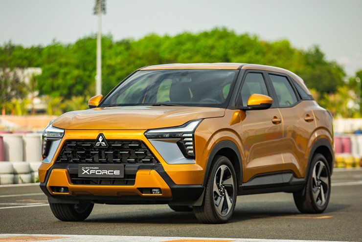 Giá xe Mitsubishi Xforce tháng 8/2025, ưu đãi tới 100% phí trước bạ - 1