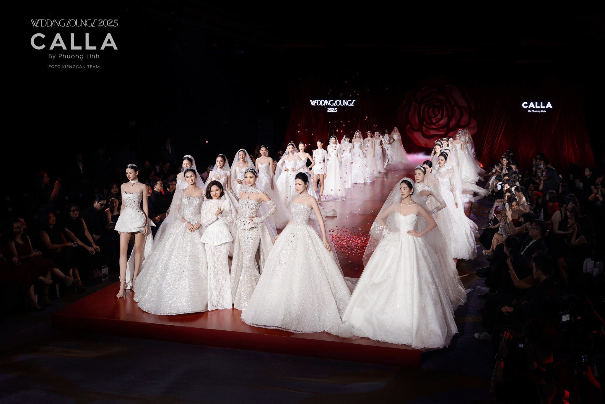 NTK Phương Linh kỷ niệm 25 năm làm nghề bằng 2 show diễn thăng hoa tại Hà Nội và Sài Gòn