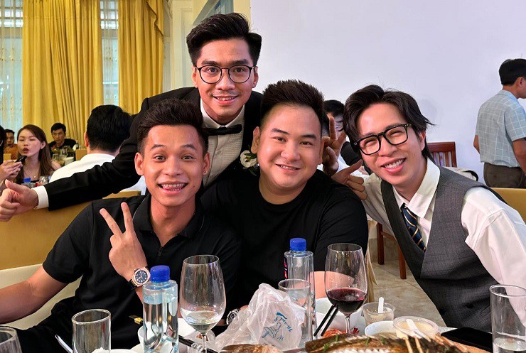 Nhóm “Tứ hoàng streamer” Việt bao gồm Độ Mixi, PewPew, Xemesis và ViruSs (từ trái qua phải).