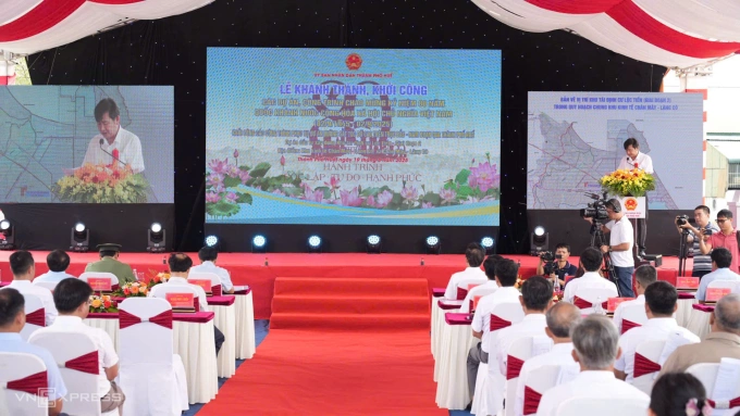 TP Huế khởi công 4 dự án phục vụ đường sắt tốc độ cao Bắc - Nam. Ảnh: Võ Thạnh