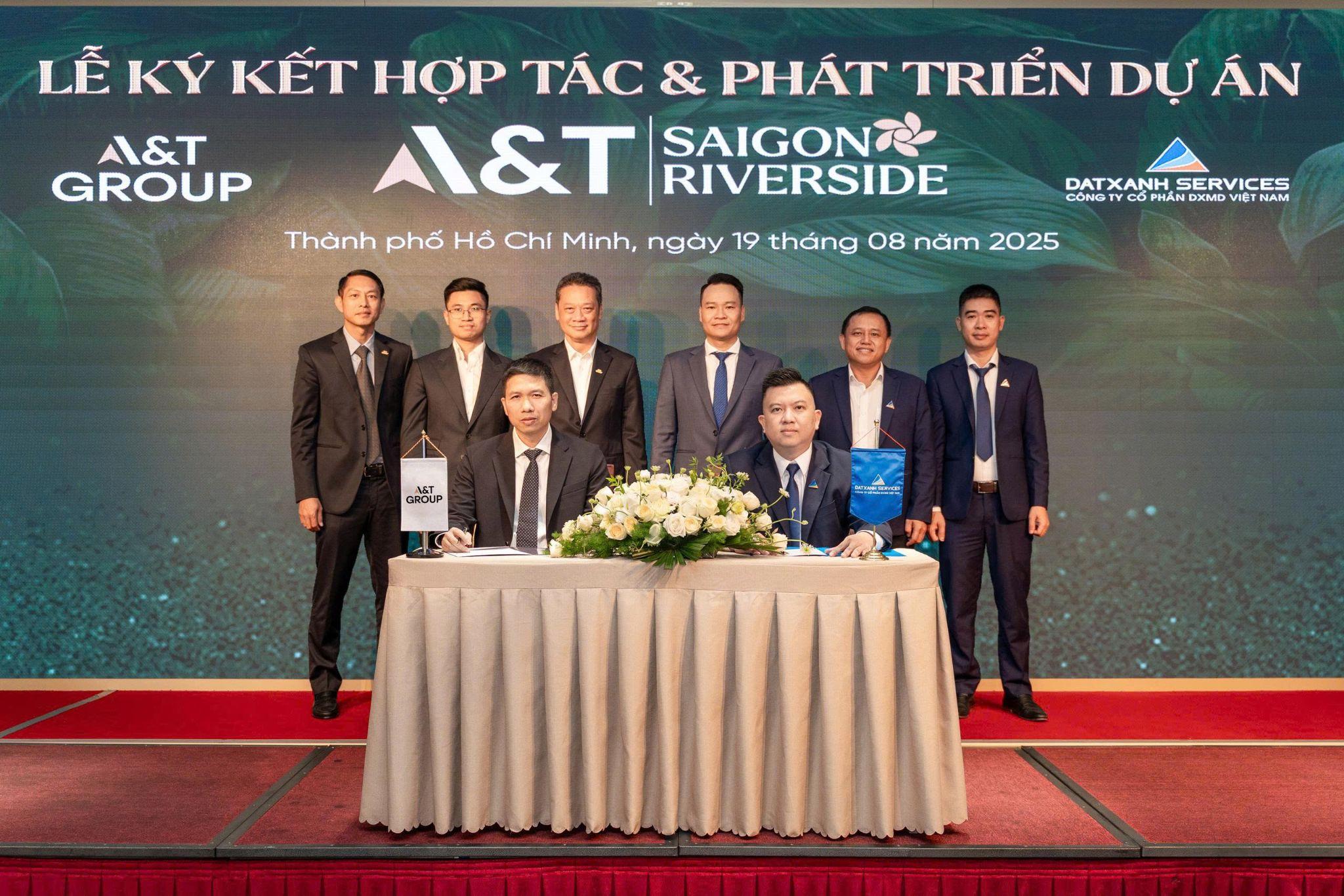 Lễ ký kết hợp tác và phát triển dự án A&amp;T Saigon Riverside giữa Chủ đầu tư A&amp;T Group và Đơn vị Triển khai DXMD Vietnam dưới sự chứng kiến của Ban lãnh đạo cấp cao của 2 đơn vị.