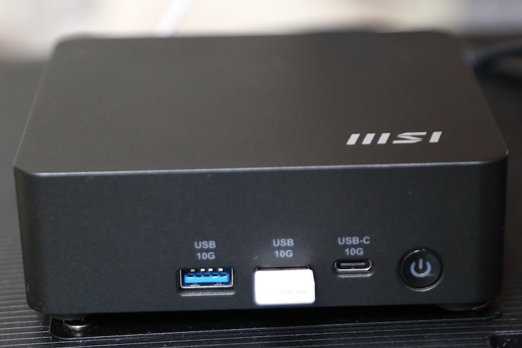 MSI Cubi NUC AI 1UMG là một thiết bị nhỏ gọn chuẩn mini PC.